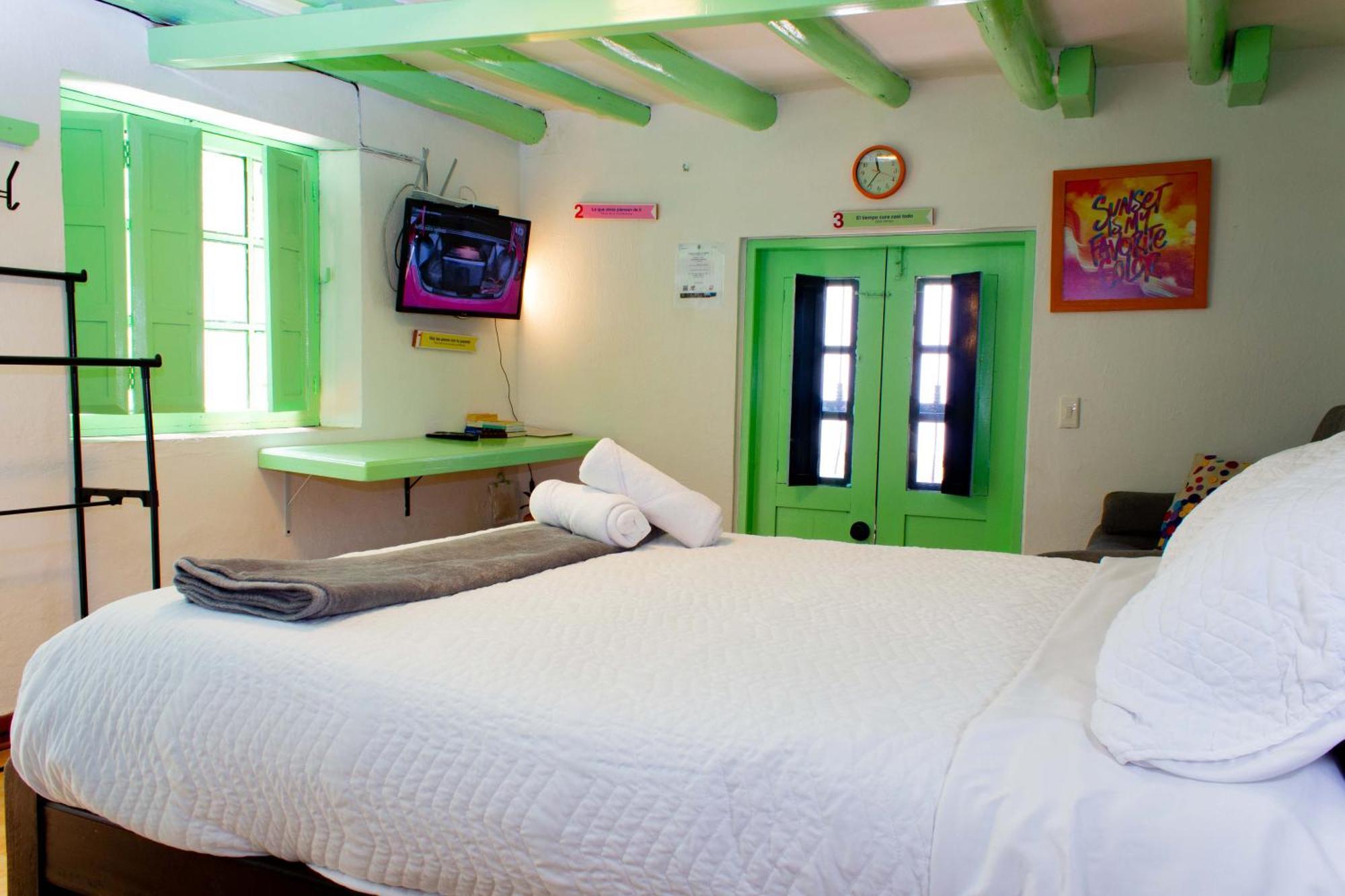 Apartamentos Y Habitaciones Le Colibri - Villa De Leyva Bagian luar foto